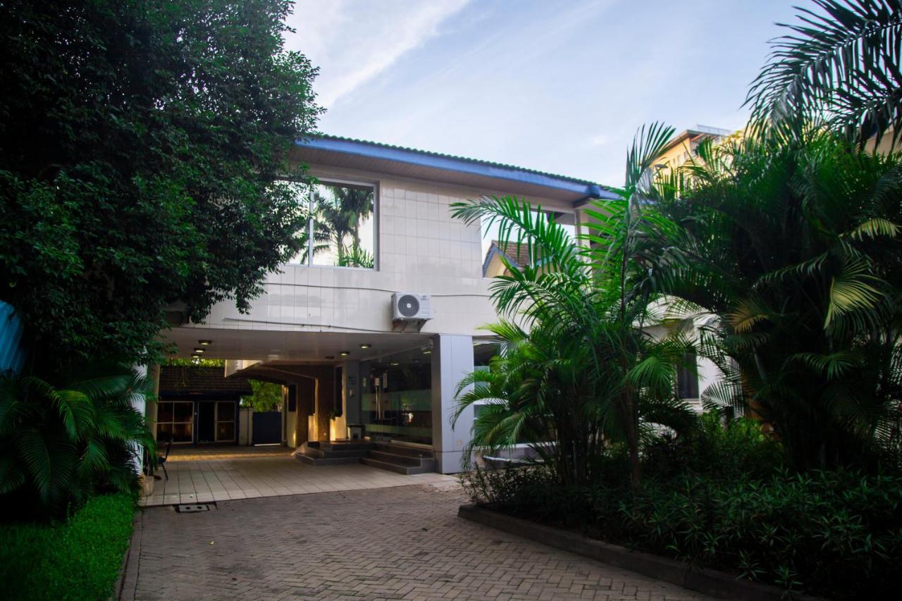Airside Hotel Acra Exterior foto